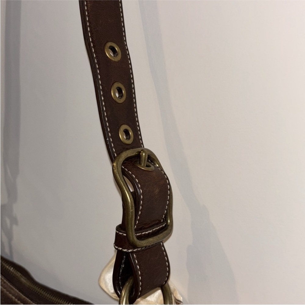 Y2K Coach Signature Crossbody H0685-10402.  EUC - Picture 10 of 16